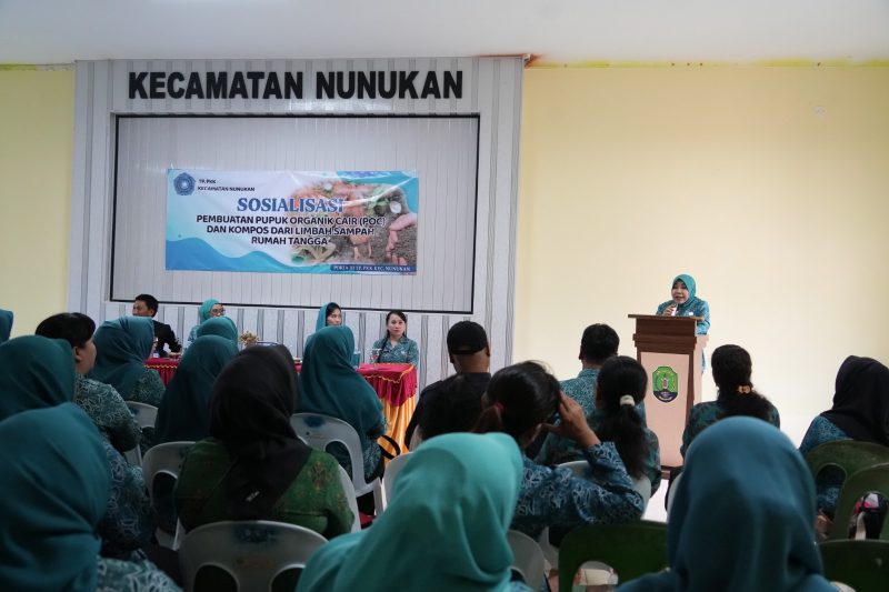 Rahmawati Ajak PKK Nunukan Manfaatkan Sampah Organik Menjadi Pupuk Cair